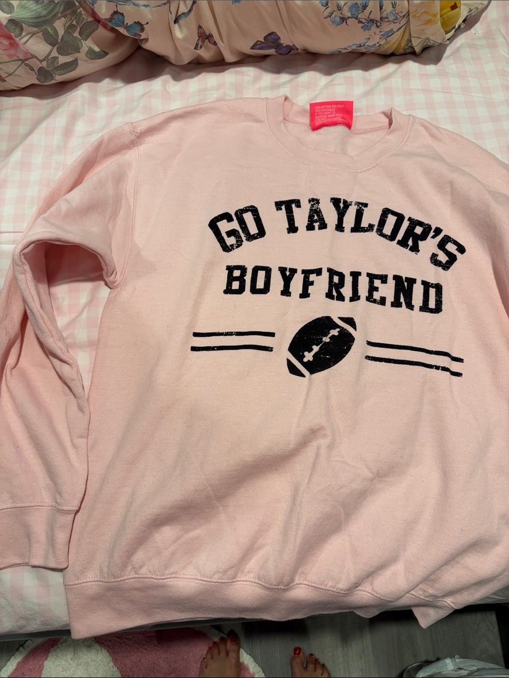 Pink "Go Taylor's Boyfriend" Graphic Sweatshirt